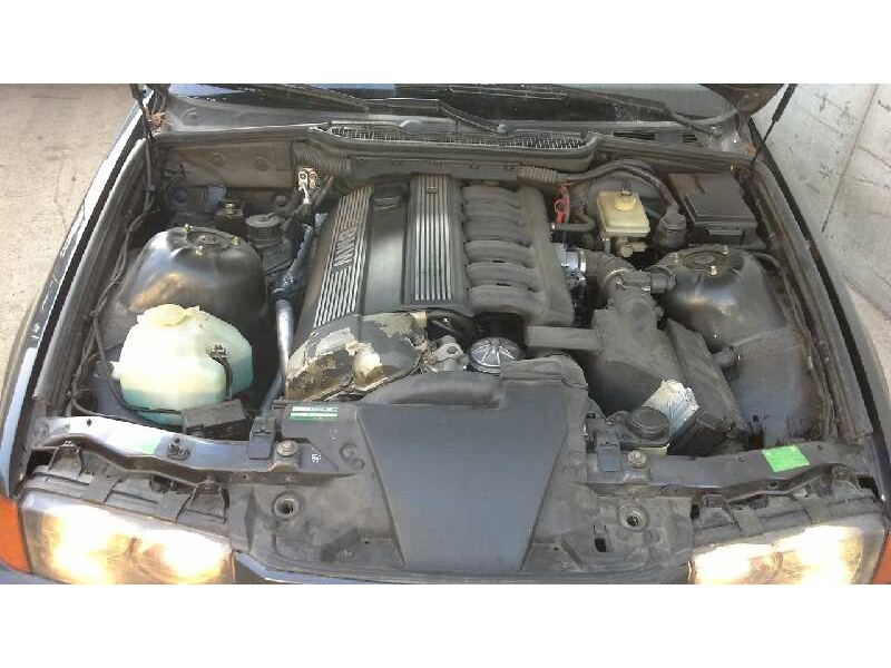 bmw serie 3 berlina (e36) del año 1994