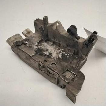 CERRADURA PUERTA DELANTERA IZQUIERDA 45020