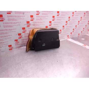 Recambio de piloto trasero derecho para ford orion ghia referencia OEM IAM 91AG13A602 1052403 