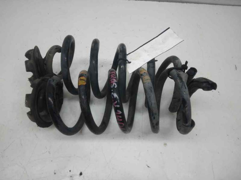 Recambio de muelle suspension trasera para renault captur dynamique referencia OEM IAM   