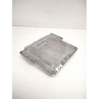 Recambio de centralita motor uce para renault trafic (desde 5.89) referencia OEM IAM 0281010633 8200051609 8200119842
