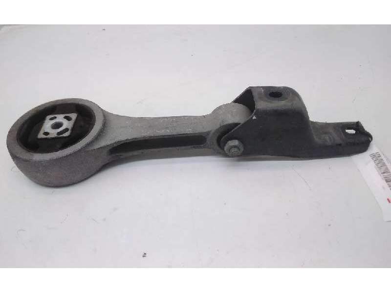 Recambio de soporte subchasis para skoda rapid active referencia OEM IAM 6Q0199851AN  