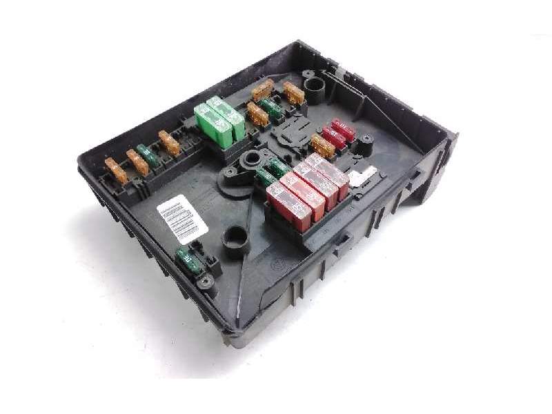 Recambio de caja fusibles para volkswagen golf v (1k1) 2.0 referencia OEM IAM 1K0937125A 1E150807 1394932