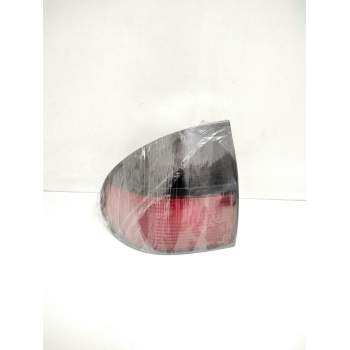 Recambio de piloto trasero izquierdo para renault laguna (b56) 2.2 diesel referencia OEM IAM 7700820052  