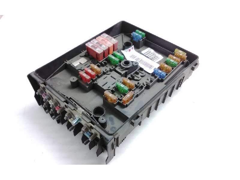 Recambio de caja fusibles para volkswagen touran (1t2) referencia OEM IAM 1K0937125 1394932 