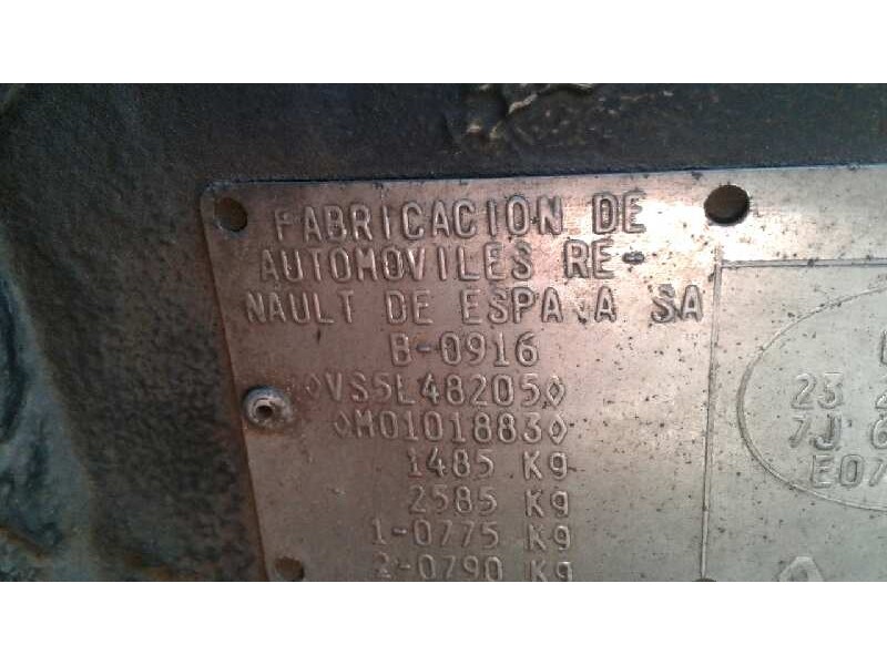 renault 21 berlina (b/l48) del año 1991