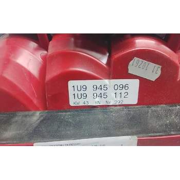 Recambio de piloto trasero derecho para skoda octavia combi (1u5) referencia OEM IAM 1U9945096  45422