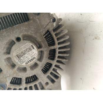 Recambio de alternador para nissan navara np300 (d40) 2.5 dci referencia OEM IAM 231001AT3A  
