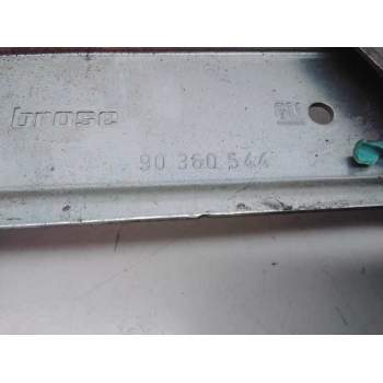 Recambio de elevalunas delantero derecho para opel astra f berlina merit referencia OEM IAM 90360544  