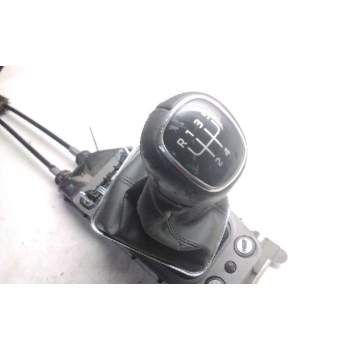 Recambio de palanca cambio para skoda rapid active referencia OEM IAM 6RA711049D  