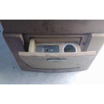 Recambio de consola central para bmw x3 (e83) 2.0d referencia OEM IAM 3400692  