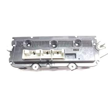Recambio de mando climatizador para volkswagen passat berlina (3c2) highline referencia OEM IAM 74677581  