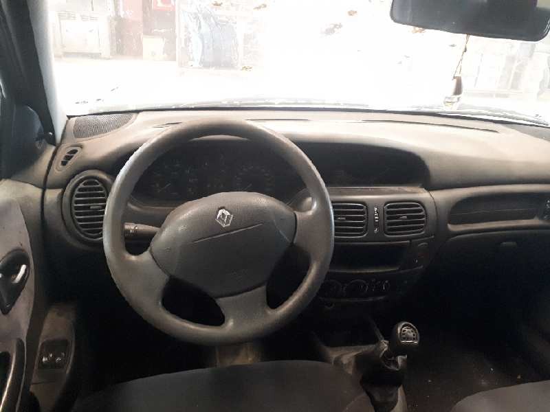 renault megane i fase 2 berlina (ba0) del año 2002