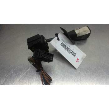 Recambio de mando limpia para bmw serie 3 berlina e30 referencia OEM IAM 83609153 012005 45666