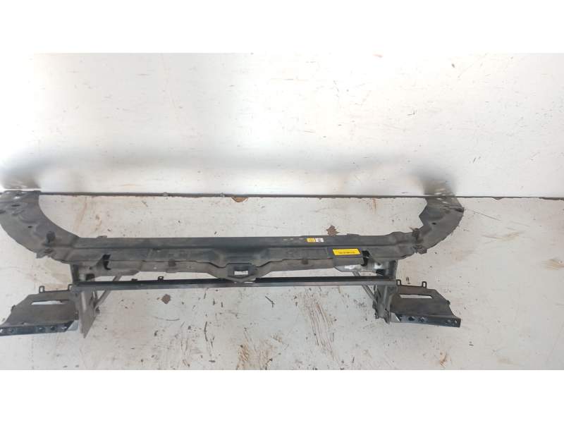 Recambio de refuerzo paragolpes delantero para land rover range rover evoque (l538) 2.0 4x4 referencia OEM IAM BJ3200208  