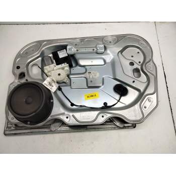 ELEVALUNAS DELANTERO DERECHO 3M51R203A28 