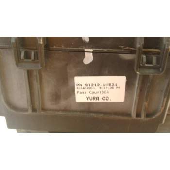 Recambio de caja fusibles para kia cee´d 1.6 crdi cat referencia OEM IAM 91212  