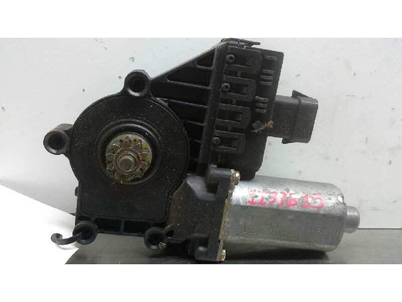 Recambio de motor elevalunas delantero izquierdo para opel astra g berlina comfort referencia OEM IAM 0130821714  