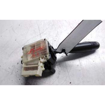 Recambio de mando intermitentes para toyota yaris (ncp1/nlp1/scp1) 1.3 linea luna referencia OEM IAM 1736482 6481009 