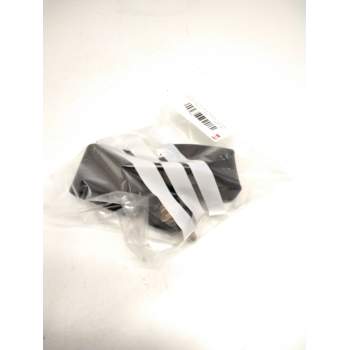 Recambio de enganche cinturon trasero izquierdo para nissan terrano ii (r20) 2.7 td 4wd referencia OEM IAM 888420F010  