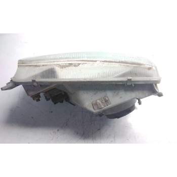 Recambio de faro derecho para nissan serena (c23m) 2.0 slx diesel referencia OEM IAM 260080005  