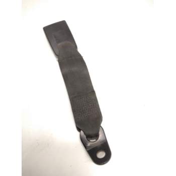 Recambio de enganche cinturon trasero izquierdo para nissan terrano ii (r20) 2.7 td 4wd referencia OEM IAM 888420F010  