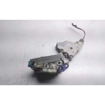 Recambio de cerradura puerta delantera derecha para nissan serena (c23m) 2.0 slx diesel referencia OEM IAM 805526U01  