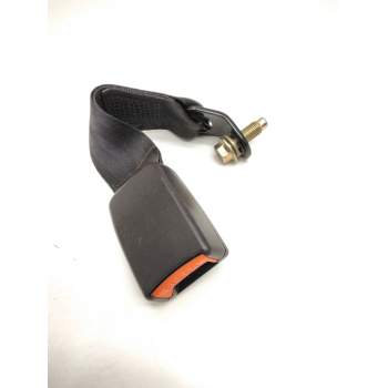 ENGANCHE CINTURON TRASERO IZQUIERDO 888420F010 