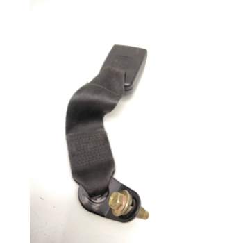 Recambio de enganche cinturon trasero izquierdo para nissan terrano ii (r20) 2.7 td 4wd referencia OEM IAM 888420F010  
