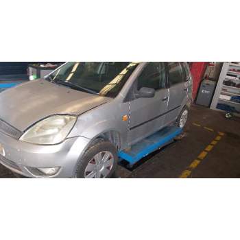 ford fiesta (cbk) del año 2004