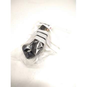 Recambio de enganche cinturon trasero izquierdo para nissan terrano ii (r20) 2.7 td 4wd referencia OEM IAM 888420F010  