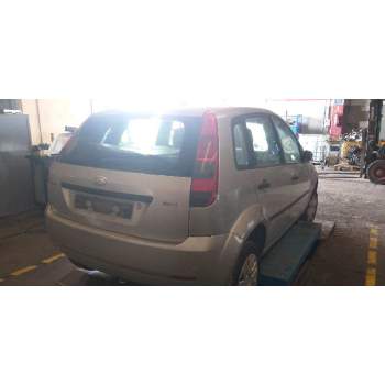 ford fiesta (cbk) del año 2004
