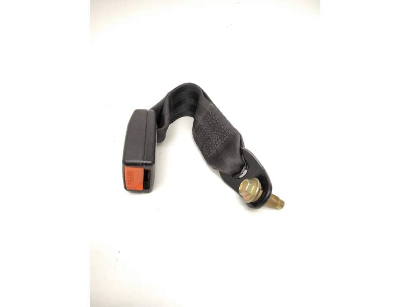 Recambio de enganche cinturon trasero izquierdo para nissan terrano ii (r20) 2.7 td 4wd referencia OEM IAM 888420F010  