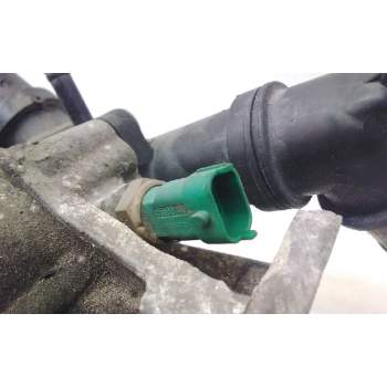 Recambio de caja termostato para opel insignia berlina edition referencia OEM IAM 0428741  