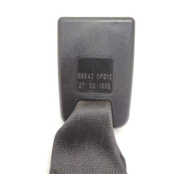 Recambio de enganche cinturon trasero izquierdo para nissan terrano ii (r20) 2.7 td 4wd referencia OEM IAM 888420F010  