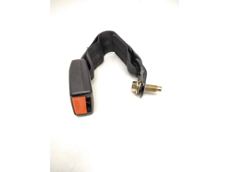 Recambio de enganche cinturon trasero izquierdo para nissan terrano ii (r20) 2.7 td 4wd referencia OEM IAM 888420F010  