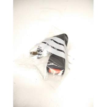 Recambio de enganche cinturon trasero izquierdo para nissan terrano ii (r20) 2.7 td 4wd referencia OEM IAM 888420F010  