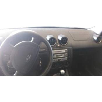 ford fiesta (cbk) del año 2004