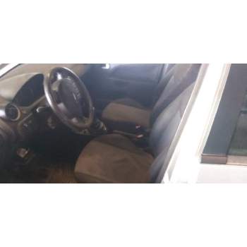 ford fiesta (cbk) del año 2004