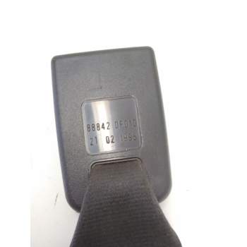 Recambio de enganche cinturon trasero izquierdo para nissan terrano ii (r20) 2.7 td 4wd referencia OEM IAM 888420F010  