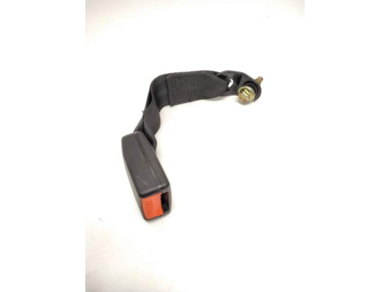 Recambio de enganche cinturon trasero izquierdo para nissan terrano ii (r20) 2.7 td 4wd referencia OEM IAM 888420F010  