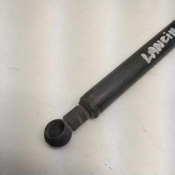 Recambio de amortiguadores maletero / porton para lancia y10 1.3 cat referencia OEM IAM   46895