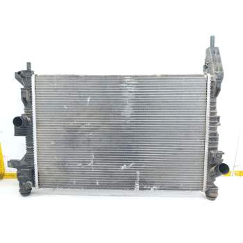 Recambio de radiador agua para ford focus iii 1.0 ecoboost referencia OEM IAM DV618C342  