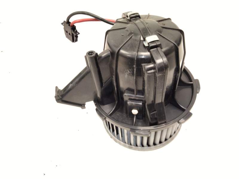 Recambio de motor calefaccion para audi a5 (8t3) 2.0 tdi referencia OEM IAM 8K1820021  