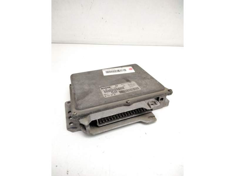 Recambio de centralita motor uce para citroën saxo 1.1 seduction referencia OEM IAM 0261204788 9631528780 26FM0513