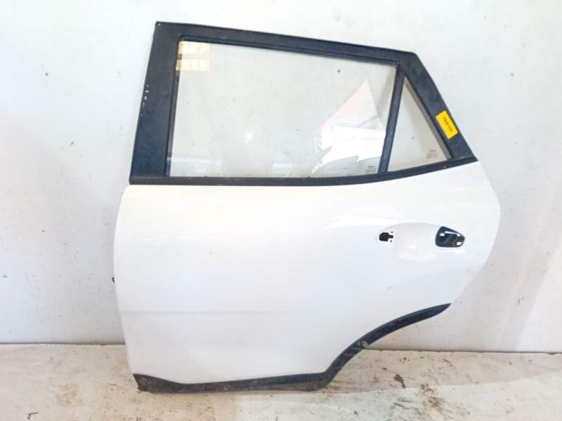 Recambio de puerta trasera izquierda para kia stonic (yb) 1.2 cvvt referencia OEM IAM 77003H8400  