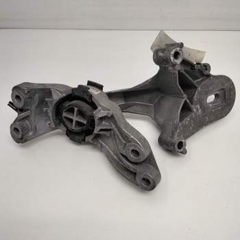 Recambio de soporte motor izquierdo superior para mini mini (r56) cooper referencia OEM IAM 677980701  