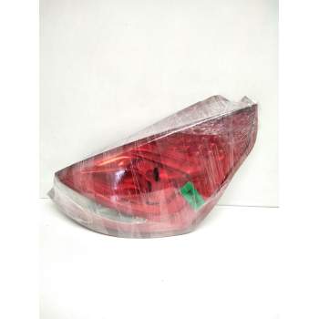 Recambio de piloto trasero derecho para ford fiesta (cb1) ambiente referencia OEM IAM 8A6113404A  