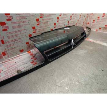Recambio de rejilla delantera para citroën xantia berlina 1.9 td exclusive referencia OEM IAM   
