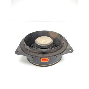 Recambio de altavoz para lexus rx300 (mcu15) luxury referencia OEM IAM 8616048050  TRASERO DERECHO
